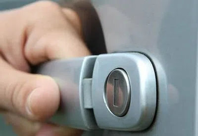 Little Village Locksmith Store Chicago, IL 312-288-7679 - 21-unlock-car